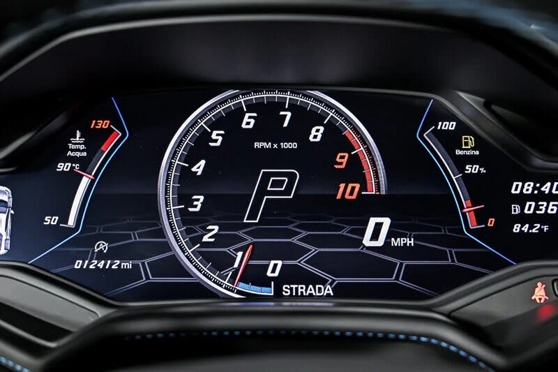 2022 Lamborghini Huracan - Image 25 of 31