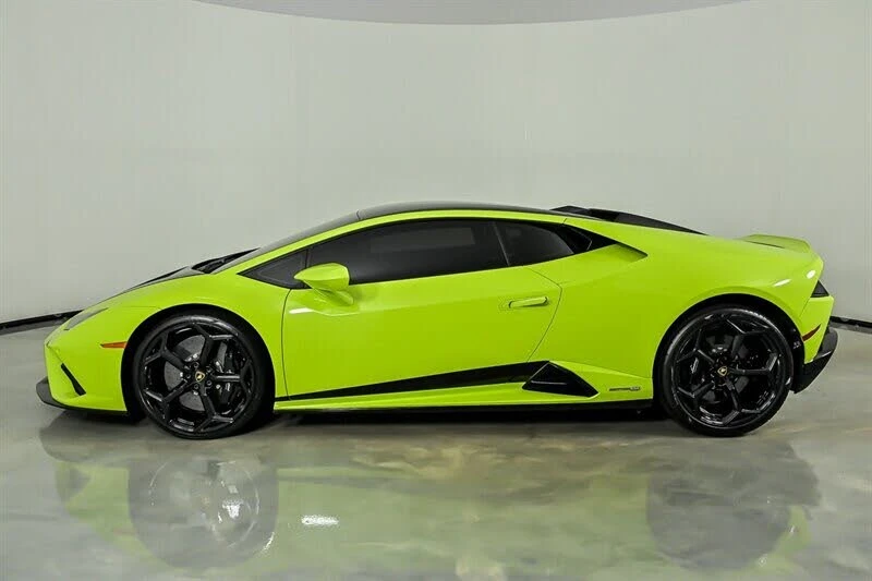 2022 Lamborghini Huracan - Image 7 of 31