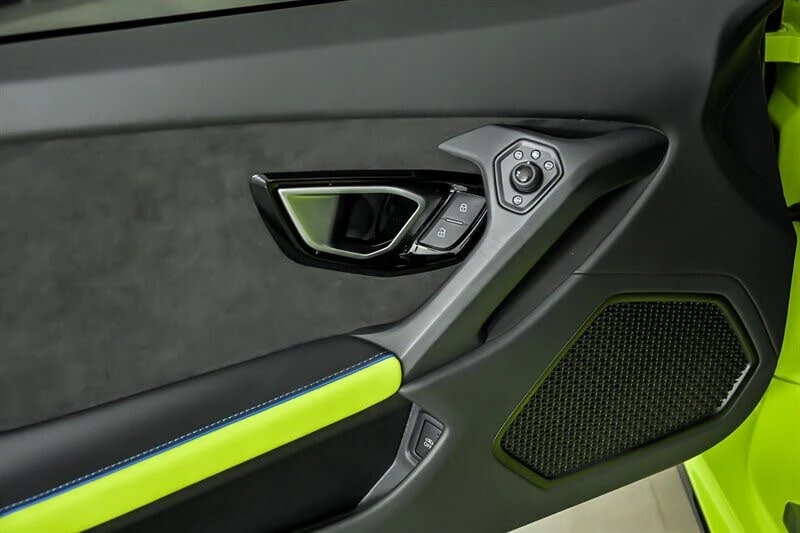 2022 Lamborghini Huracan - Image 20 of 31