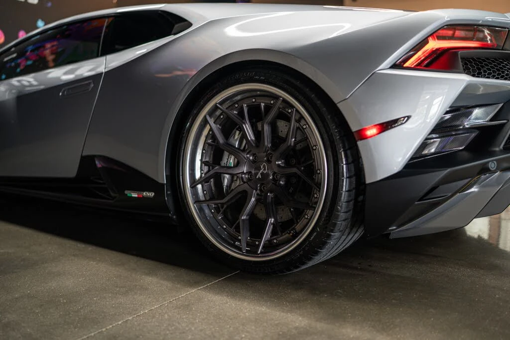 2022 Lamborghini Huracan - Image 9 of 21