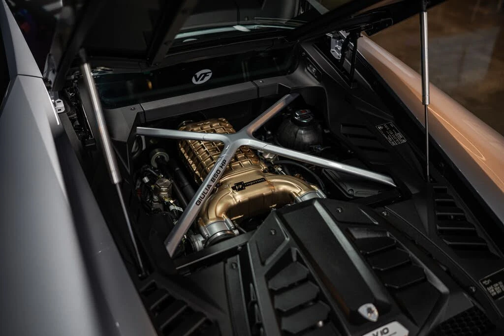 2022 Lamborghini Huracan - Image 20 of 21