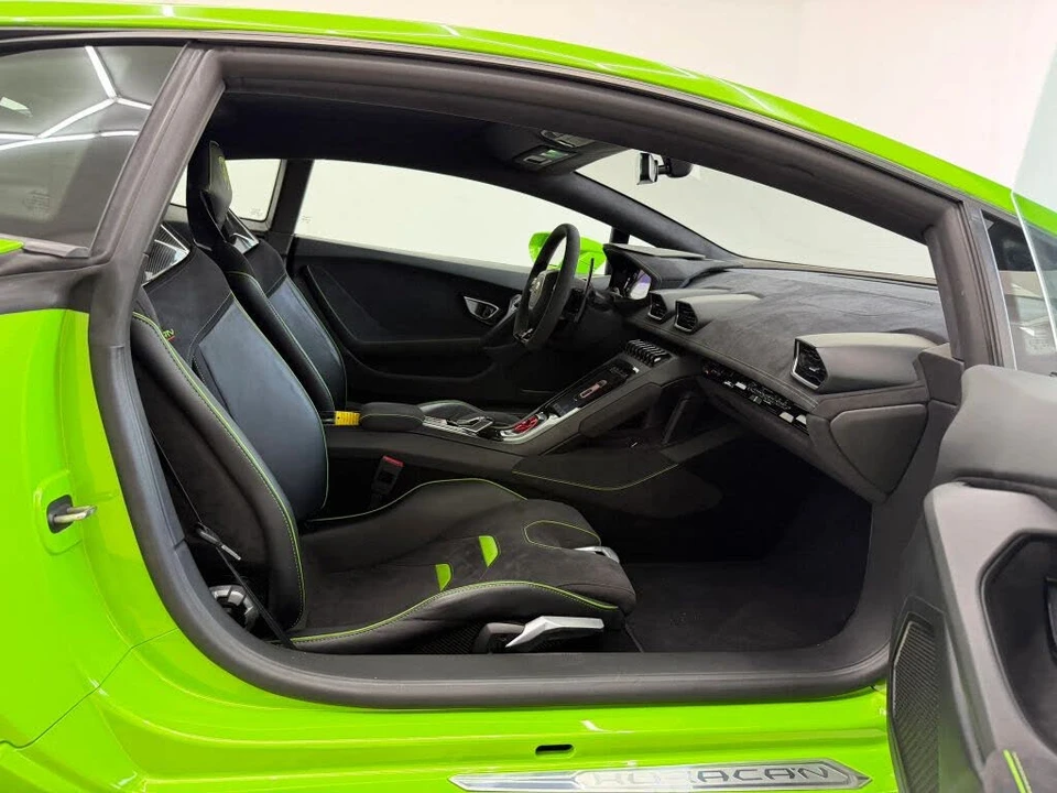 2022 Lamborghini Huracan - Image 31 of 31