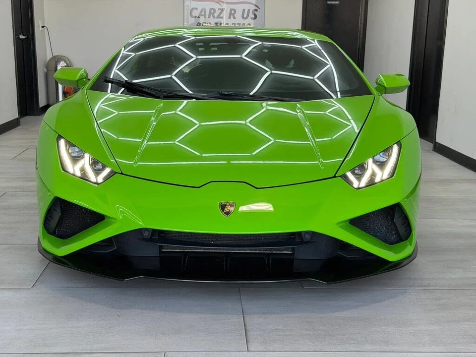 2022 Lamborghini Huracan - Image 21 of 31