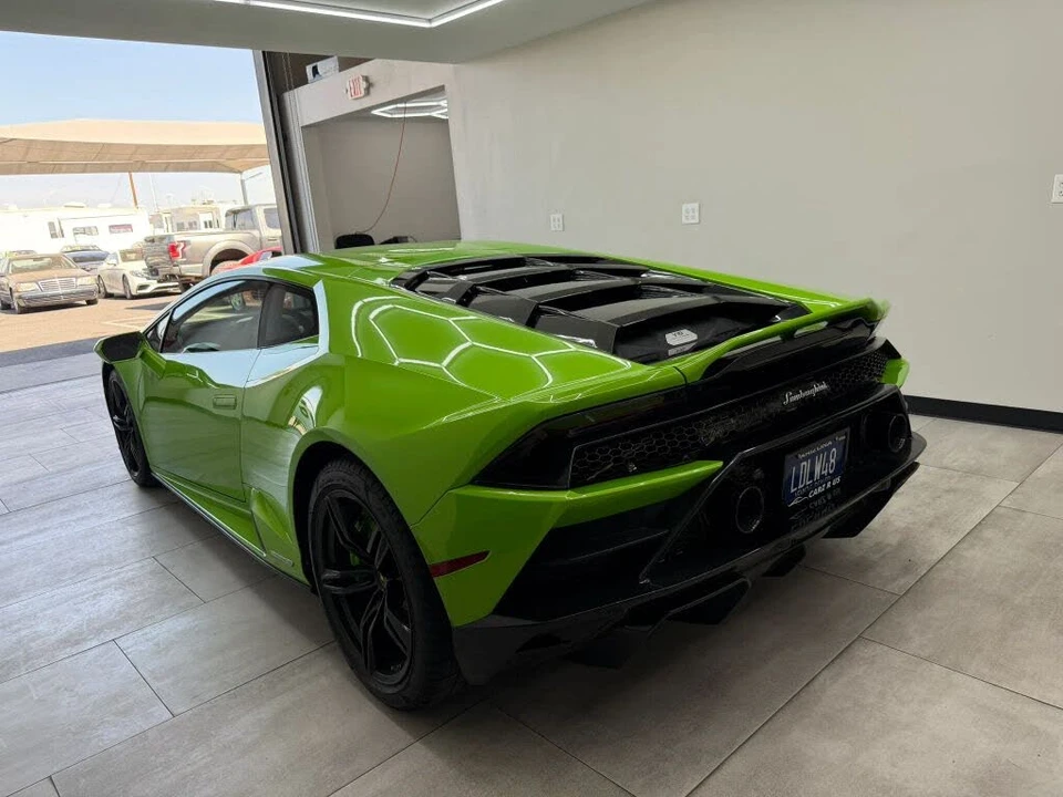 2022 Lamborghini Huracan - Image 6 of 31