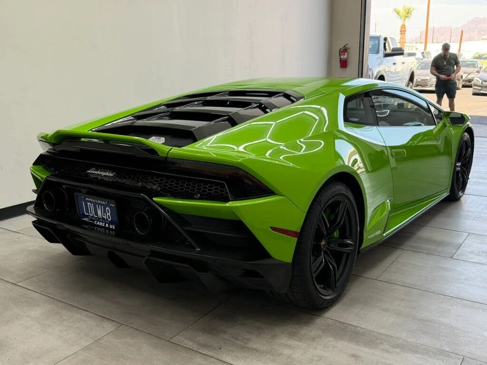 2022 Lamborghini Huracan - Image 14 of 31