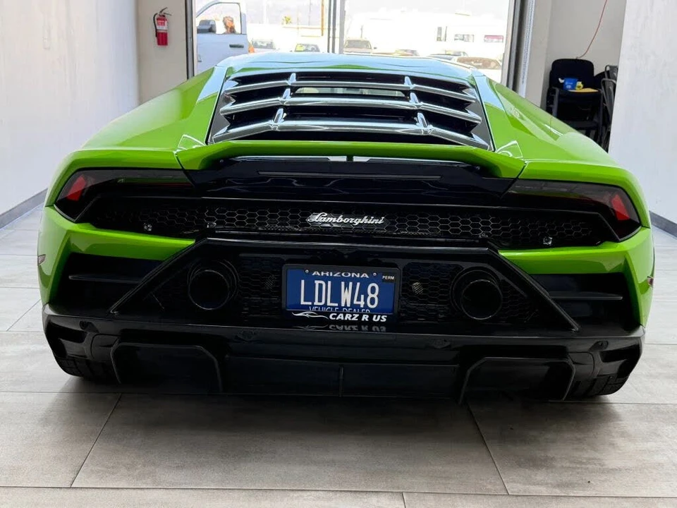 2022 Lamborghini Huracan - Image 8 of 31