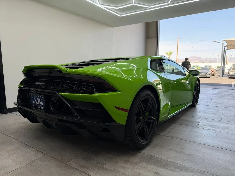 2022 Lamborghini Huracan - Image 12 of 31