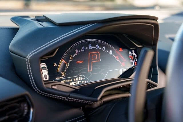 2022 Lamborghini Huracan - Image 18 of 25