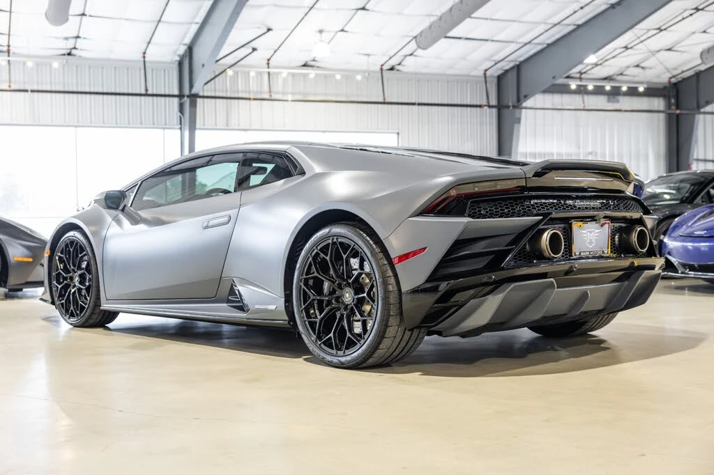 2022 Lamborghini Huracan - Image 4 of 31