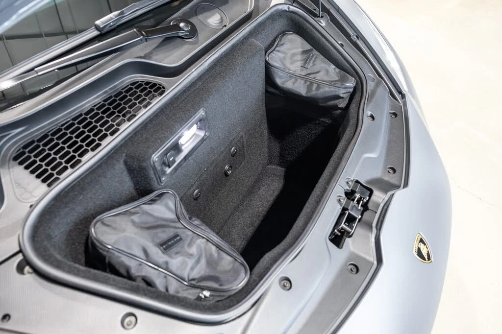 2022 Lamborghini Huracan - Image 26 of 31