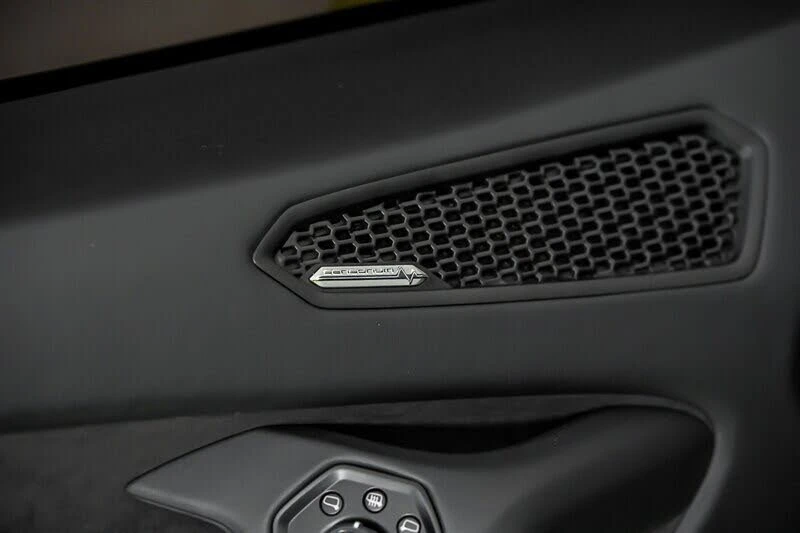 2022 Lamborghini Huracan - Image 21 of 31