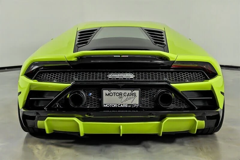 2022 Lamborghini Huracan - Image 9 of 31