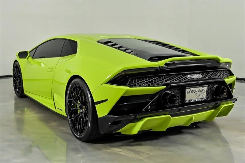 2022 Lamborghini Huracan - Image 8 of 31