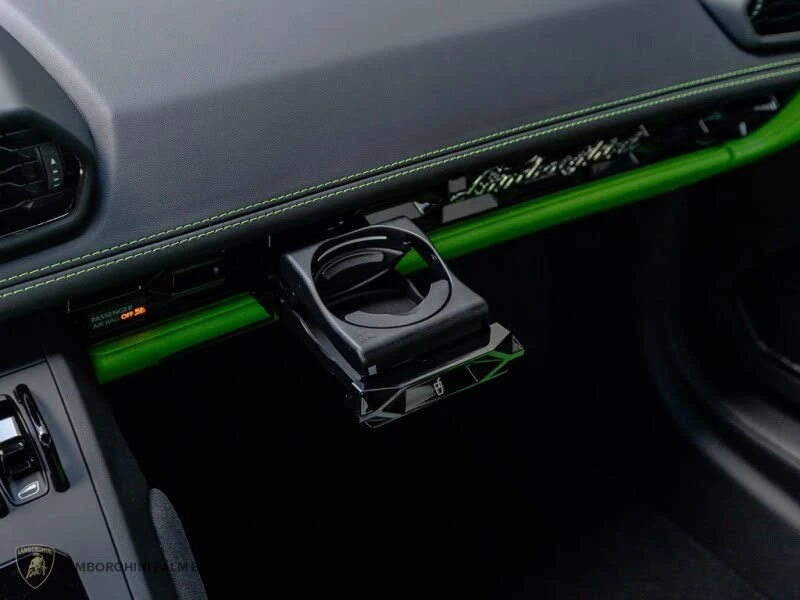 2022 Lamborghini Huracan - Image 13 of 31