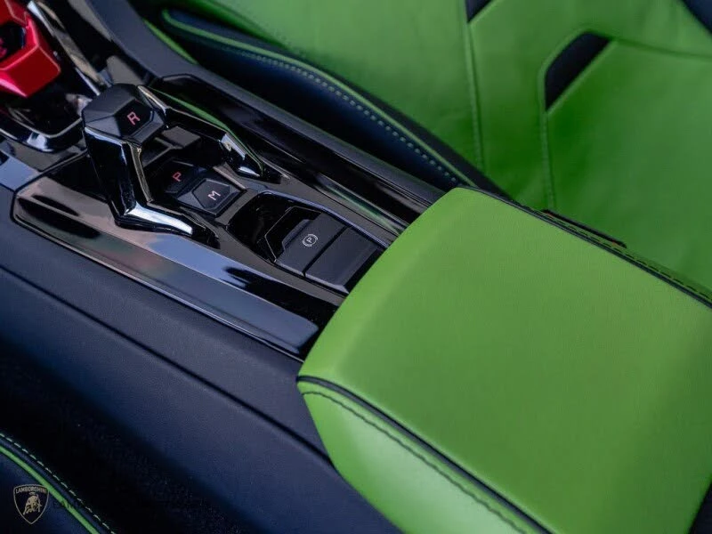 2022 Lamborghini Huracan - Image 17 of 31