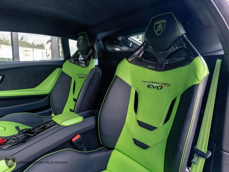 2022 Lamborghini Huracan - Image 29 of 31