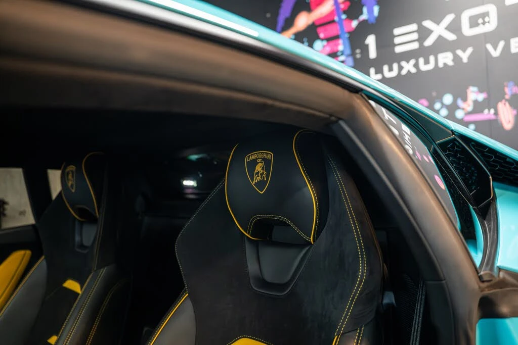 2022 Lamborghini Huracan - Image 8 of 25