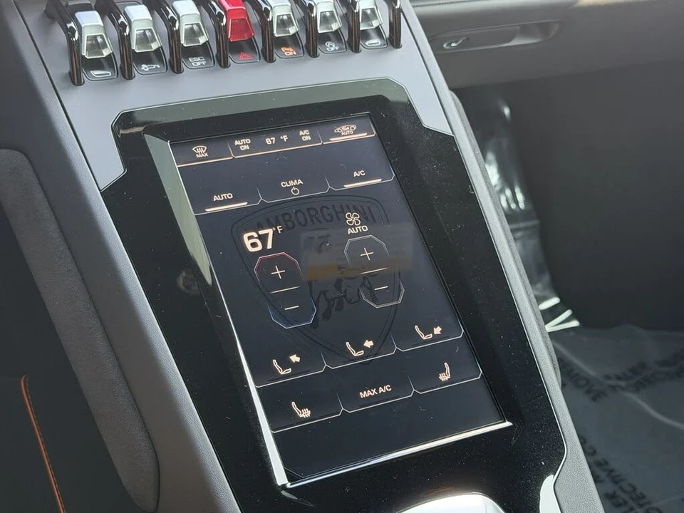 2022 Lamborghini Huracan - Image 16 of 28