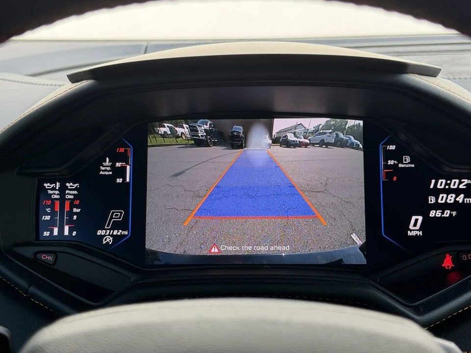 2022 Lamborghini Huracan - Image 11 of 28