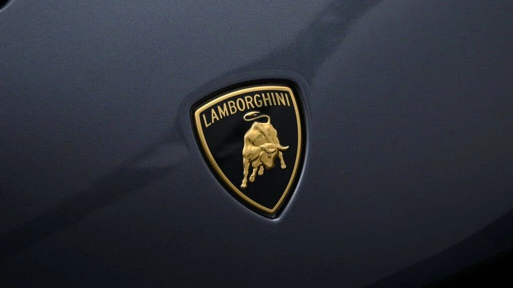 2022 Lamborghini Huracan - Image 17 of 24