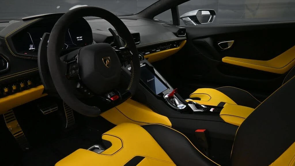 2022 Lamborghini Huracan - Image 6 of 24