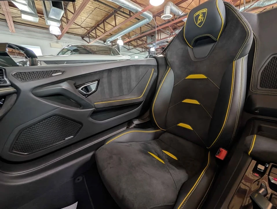 2022 Lamborghini Huracan LP610-2 EVO - Image 15 of 16