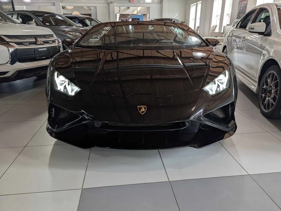 2022 Lamborghini Huracan LP610-2 EVO - Image 3 of 16