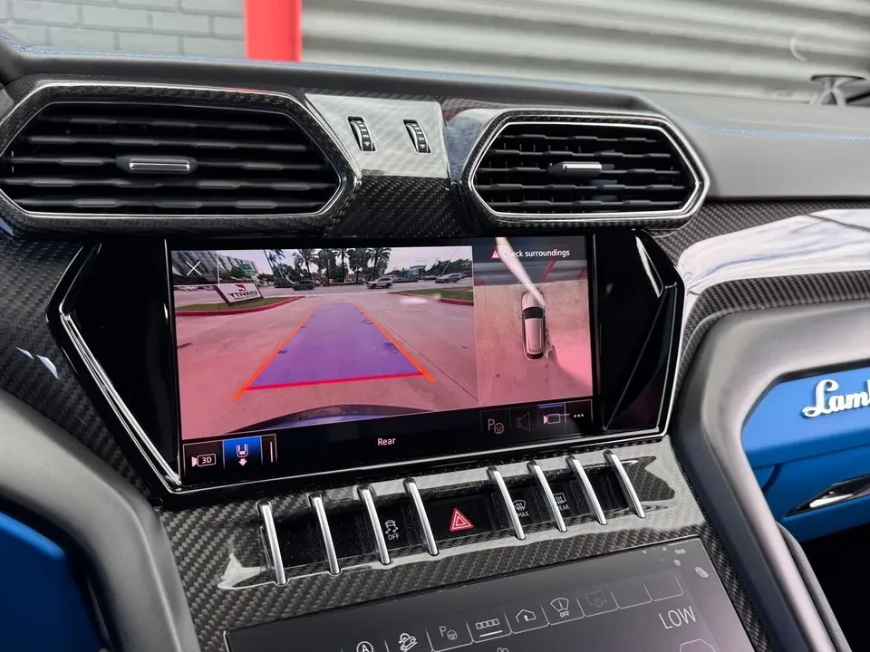 2022 Lamborghini Urus - Image 4 of 20