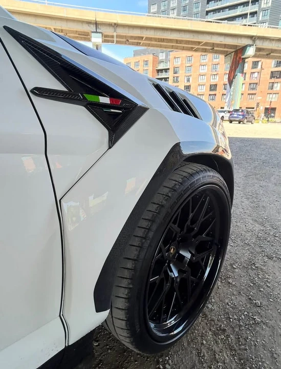 2022 Lamborghini Urus - Image 6 of 12