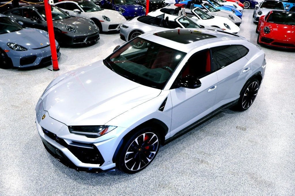 2022 Lamborghini Urus - Image 5 of 12
