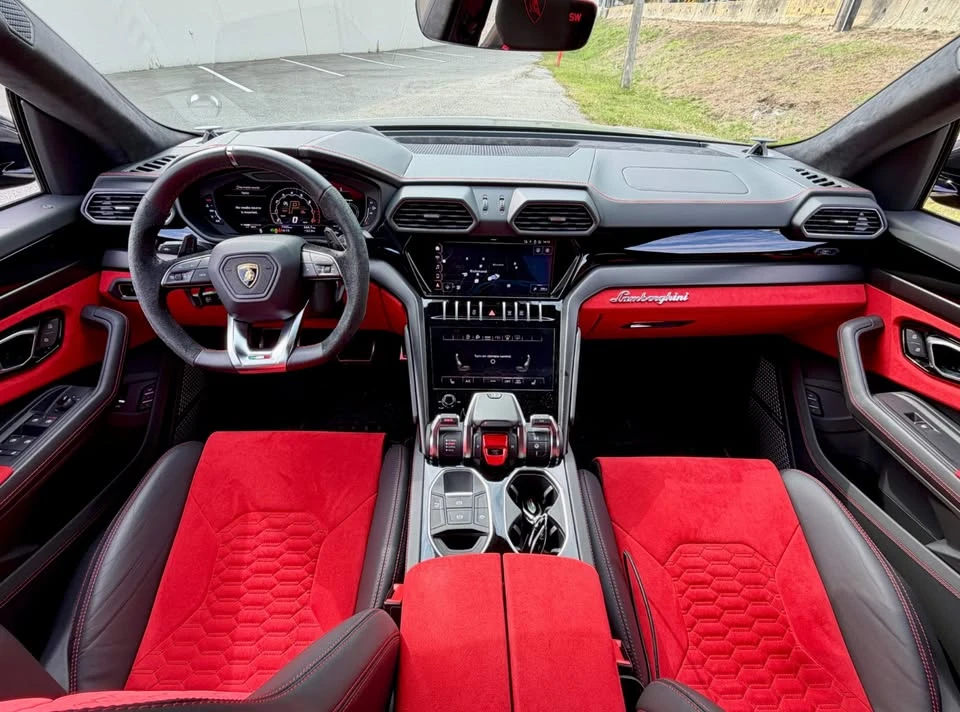 2022 Lamborghini Urus - Image 7 of 15