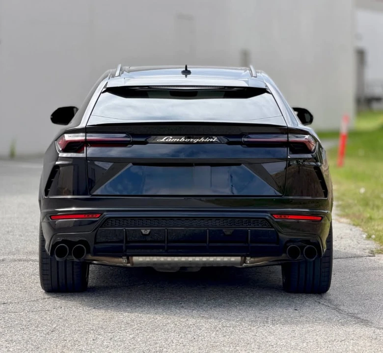 2022 Lamborghini Urus - Image 6 of 15