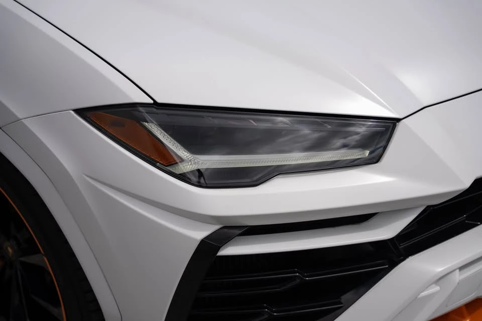 2022 Lamborghini Urus - Image 9 of 20