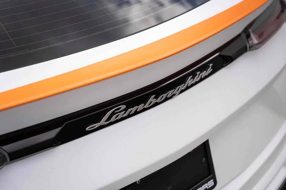2022 Lamborghini Urus - Image 13 of 20