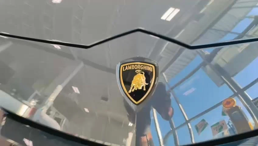 2022 Lamborghini Urus - Image 10 of 10