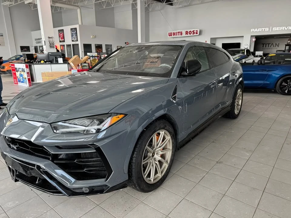 2022 Lamborghini Urus - Image 3 of 10