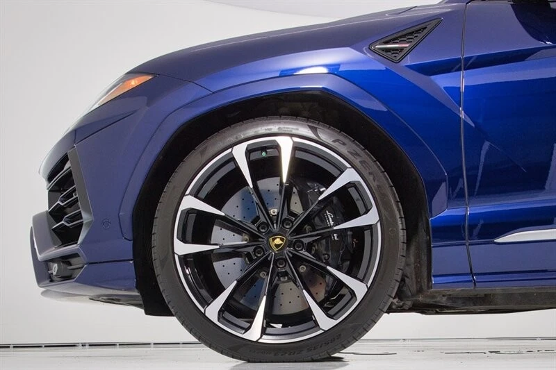 2022 Lamborghini Urus - Image 6 of 31