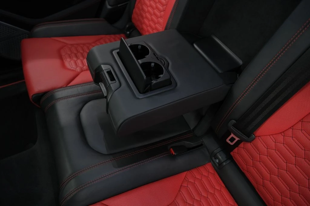 2022 Lamborghini Urus - Image 19 of 31
