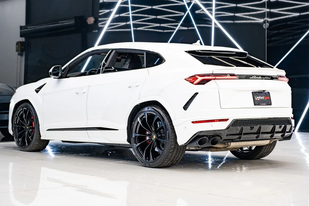 2022 Lamborghini Urus - Image 31 of 31