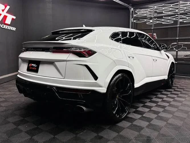 2022 Lamborghini Urus - Image 5 of 20
