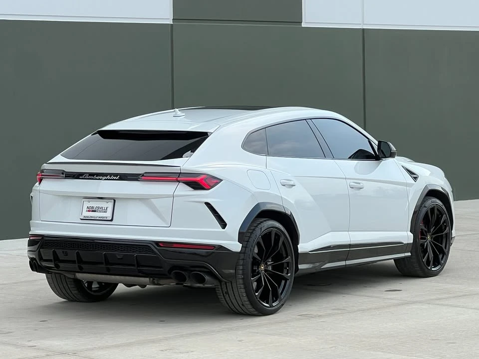 2022 Lamborghini Urus - Image 3 of 19