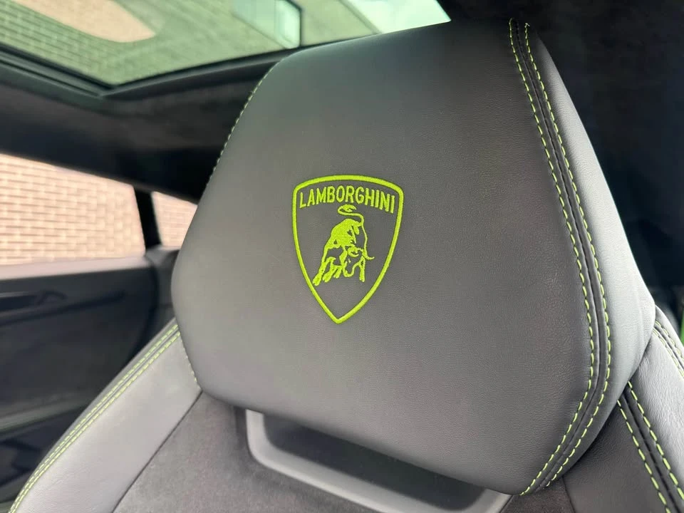 2022 Lamborghini Urus - Image 16 of 16