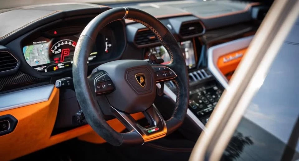 2022 Lamborghini Urus - Image 4 of 6