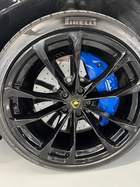 2022 Lamborghini Urus - Image 6 of 9