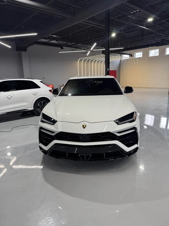 2022 Lamborghini Urus - Image 7 of 9