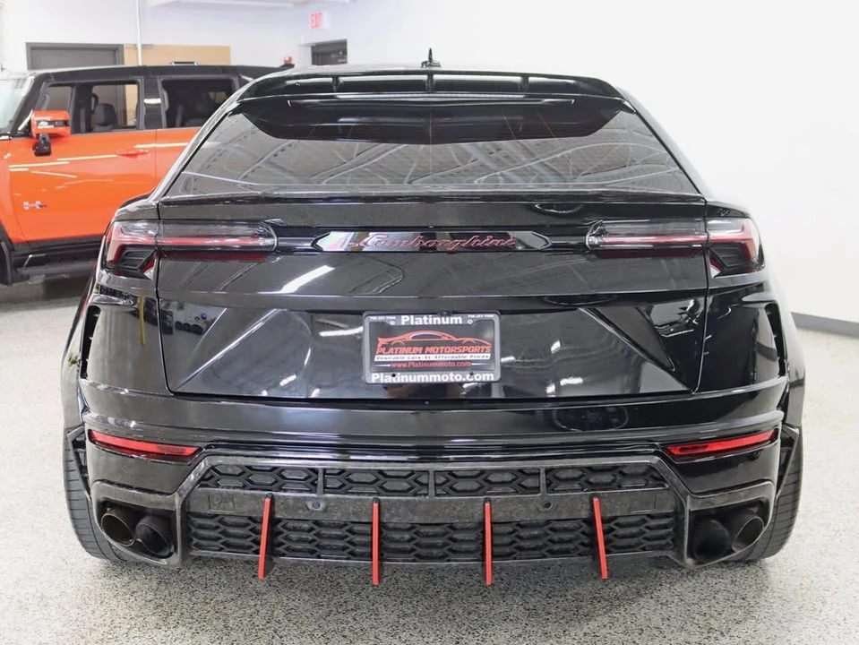 2022 Lamborghini Urus - Image 15 of 20