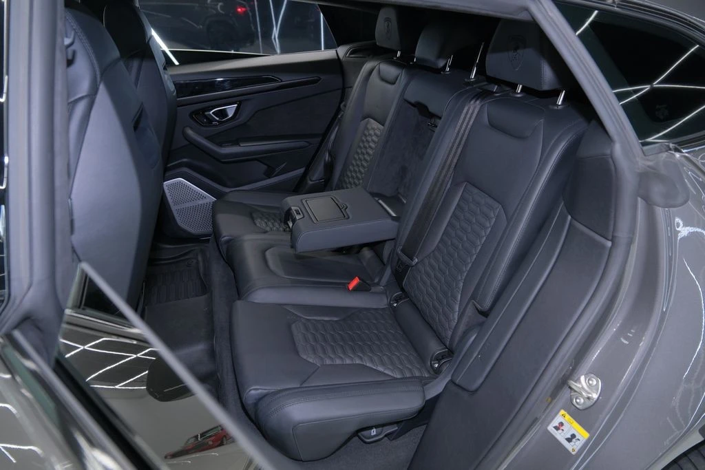 2022 Lamborghini Urus - Image 23 of 31