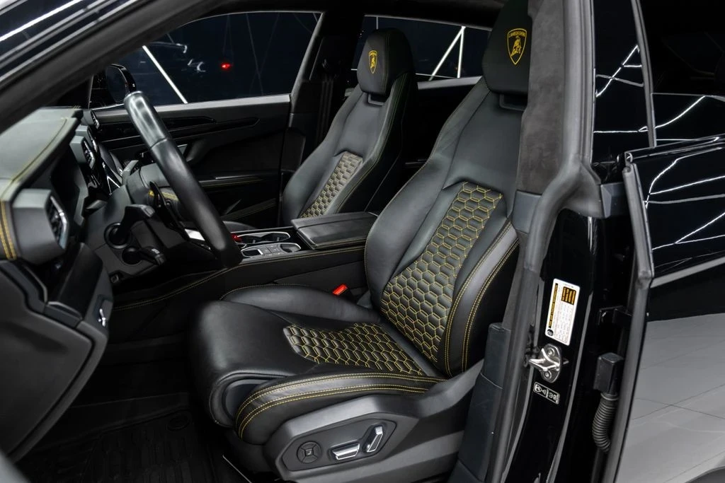 2022 Lamborghini Urus - Image 18 of 21