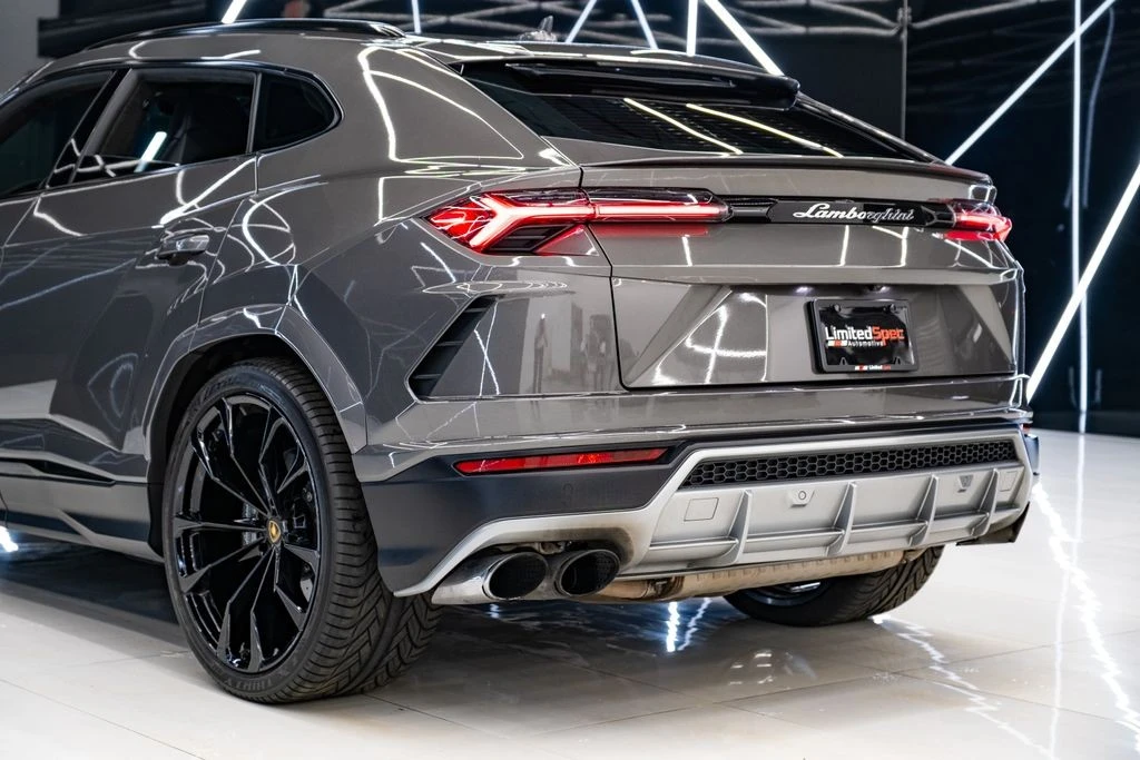 2022 Lamborghini Urus - Image 11 of 31