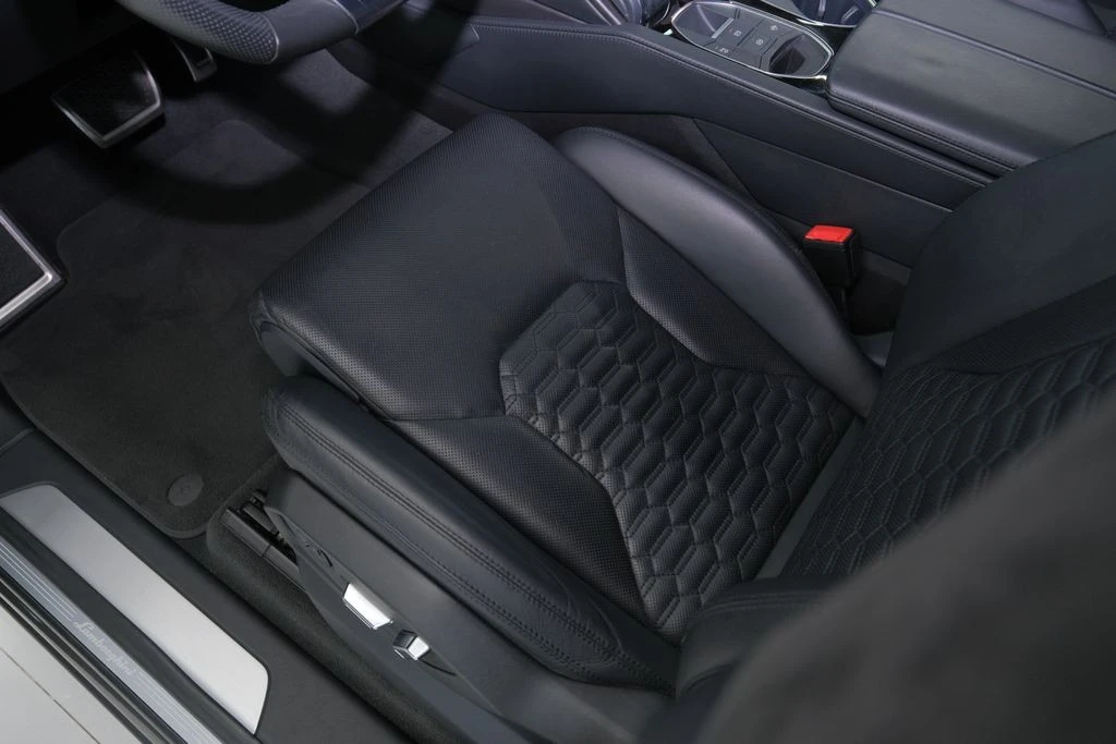 2022 Lamborghini Urus - Image 19 of 31